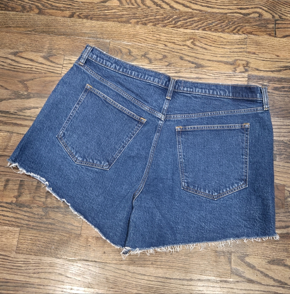 A&F curve love high rise 90’s relaxed cutoff short size 35 18 NWT - Picture 2 of 7